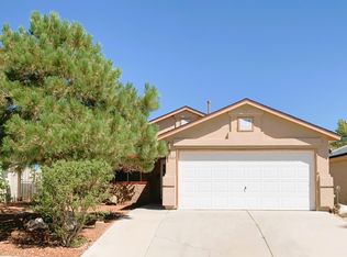 8527 Spring Sage Rd SW, Albuquerque, NM 87121