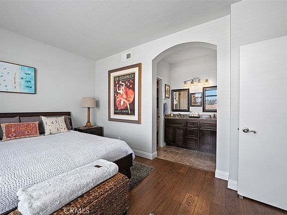 3rd image of 30902 Clubhouse Dr Unit 15B