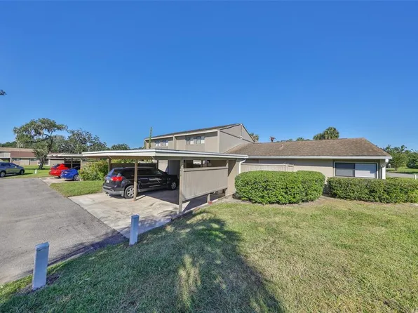 8616 Palm Ln, Temple Terrace, FL 33637