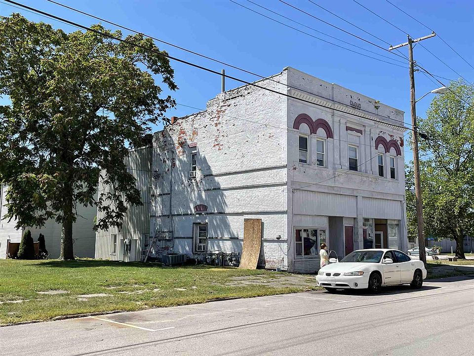 1st image of 110 E High St