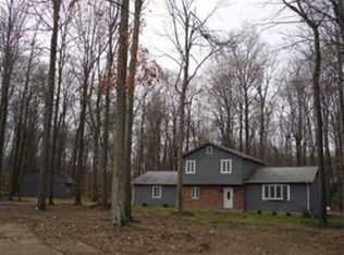 17380 Creighton Dr, Chagrin Falls, OH 44023