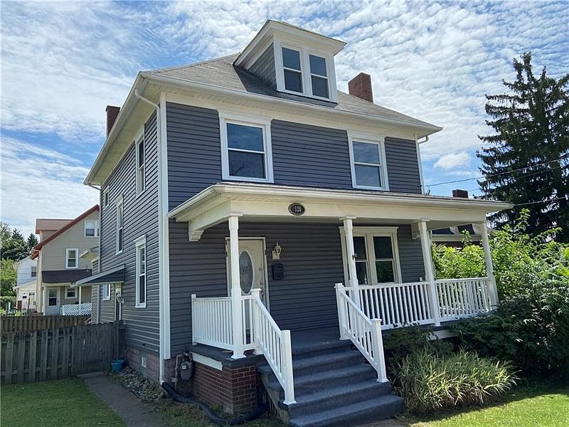 1st image of 520 Grove St