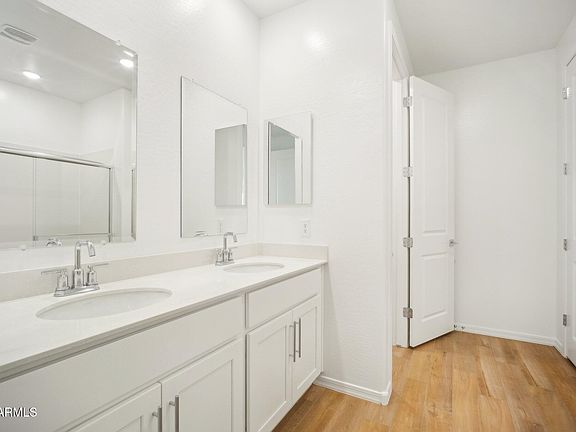 4th image of 15743 W DEANNE Drive