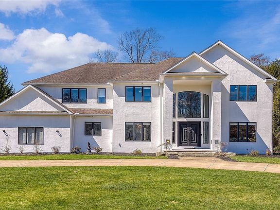 2nd image of 2504 Ginger Wren Rd