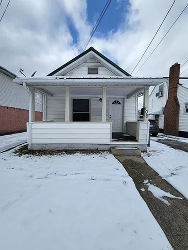 109 16th St Photo 1