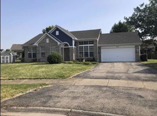 609 Berkshire Ct, Oswego, IL