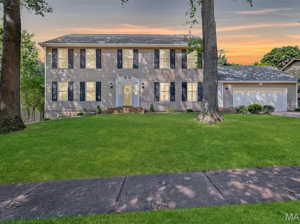 14361 Stablestone Ct, Chesterfield, MO 63017