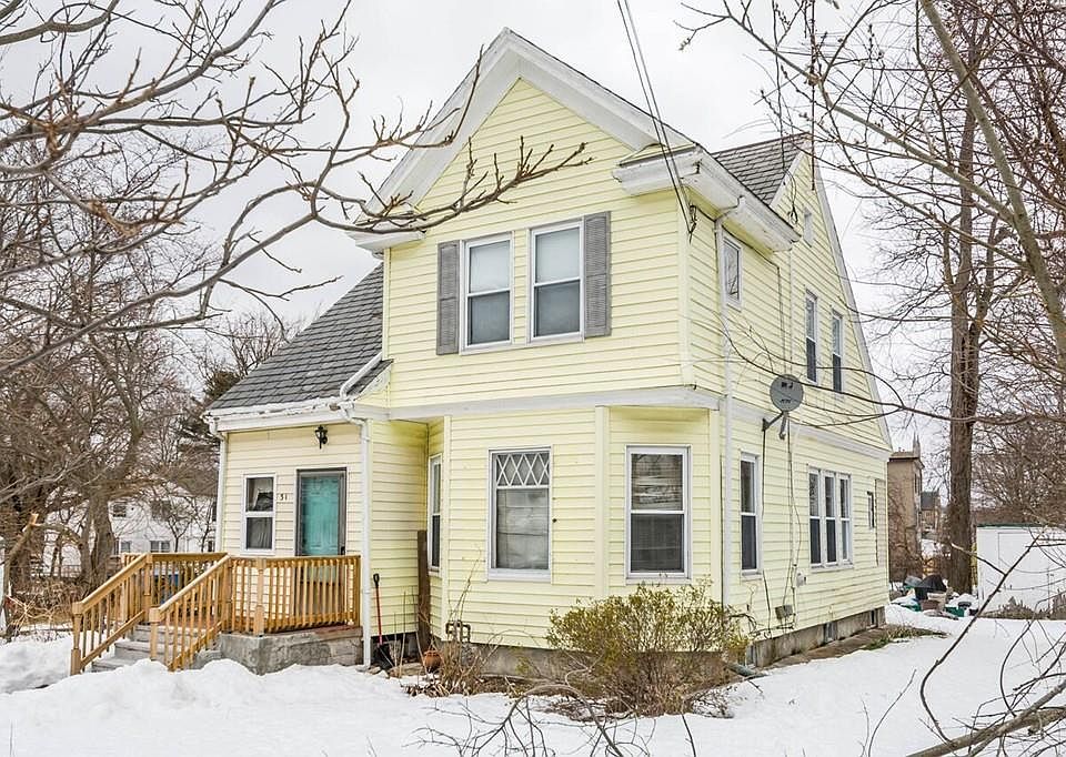 2nd image of 31 Neal St