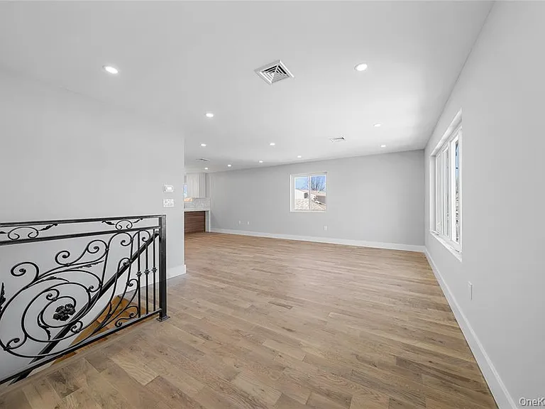 219-16 141st Ave #2 — Photo 4