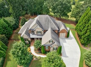 990 Cascade Run Ct, Suwanee, GA 30024