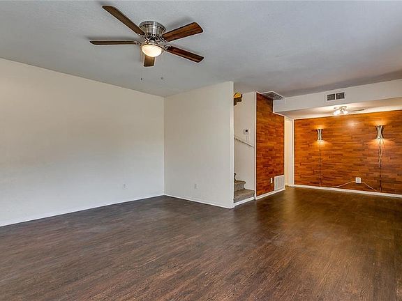 5th image of 1104 Country Club Ln APT 114