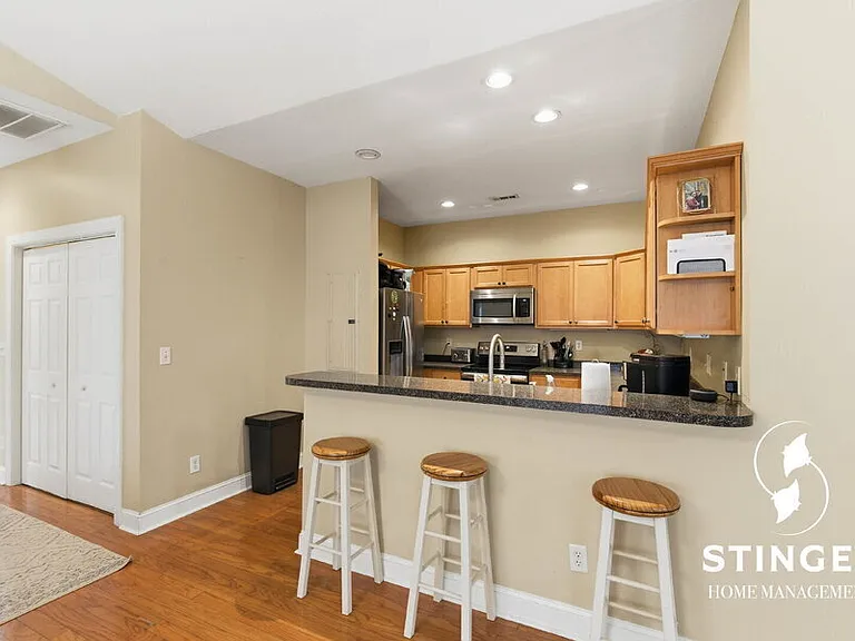 3 Kings Cross Ct — Photo 15