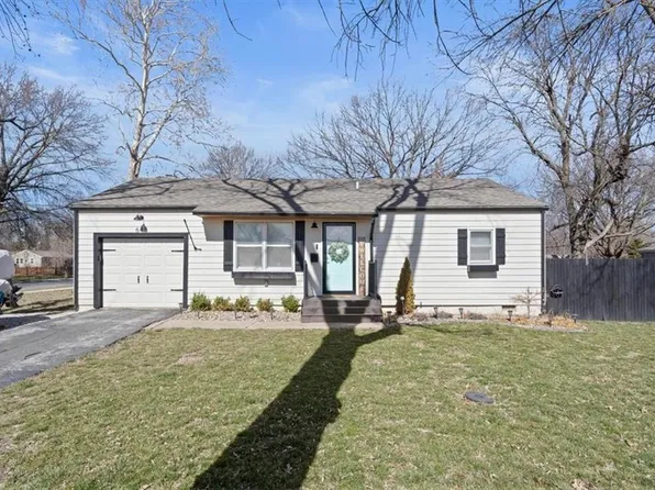 648 W Wabash St, Olathe, KS 66061