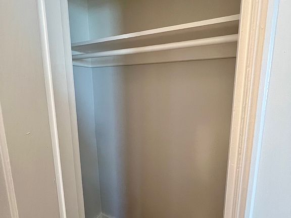 3rd image of 33 Pearl St #6