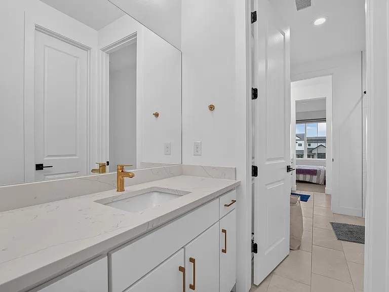 5868 Santa Cruz Point — Photo 45