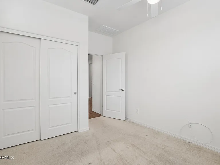 17863 W Hiddenview Dr — Photo 26
