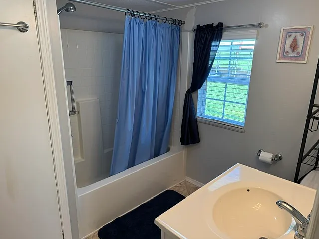 28 Brooks Cove Rd — Photo 9