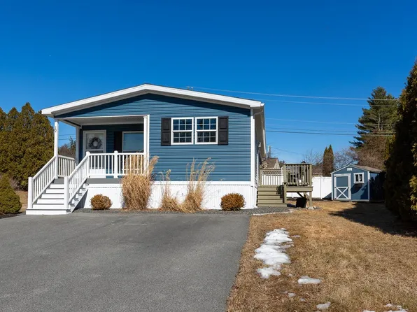 12 Sandpiper Path, North Hampton, NH 03862