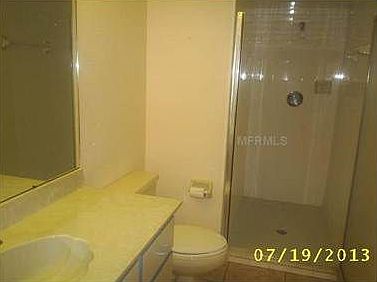 5th image of 18414 Avon Ave