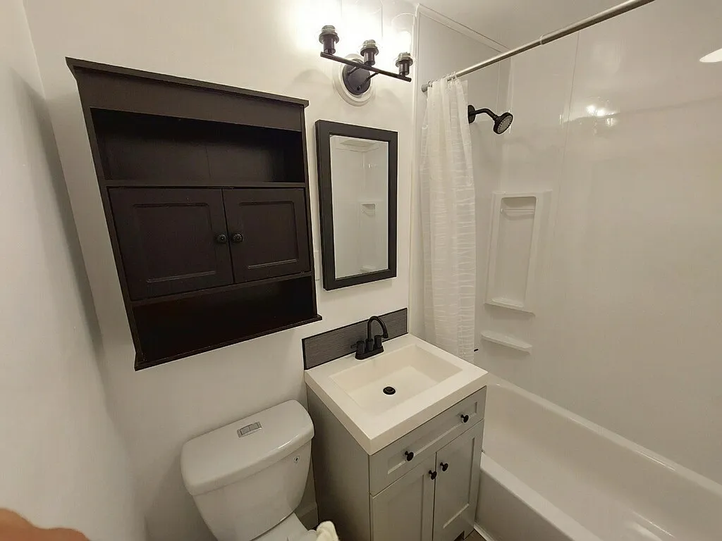 335 Valley Dr — Photo 4