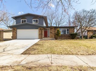 22535 Mission Dr, Richton Park, IL