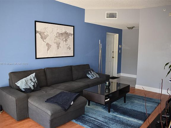 5th image of 7085 Nova Dr APT 220
