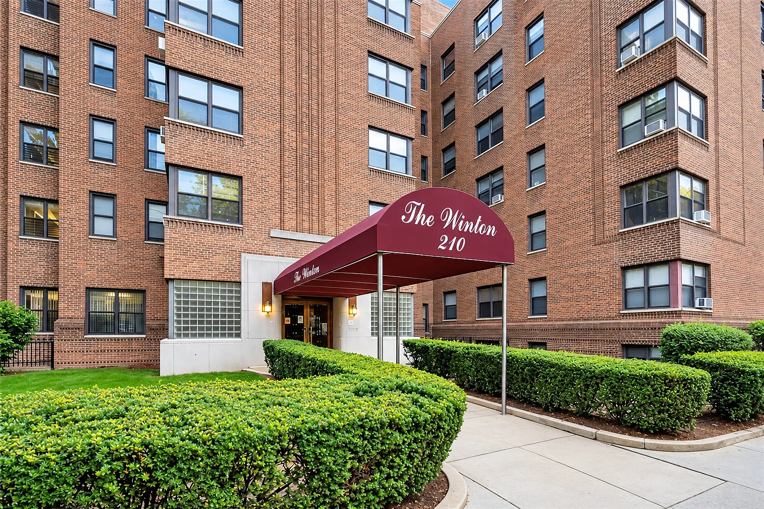 2 bed, 1125 sqft, $2,800 — Photo 1