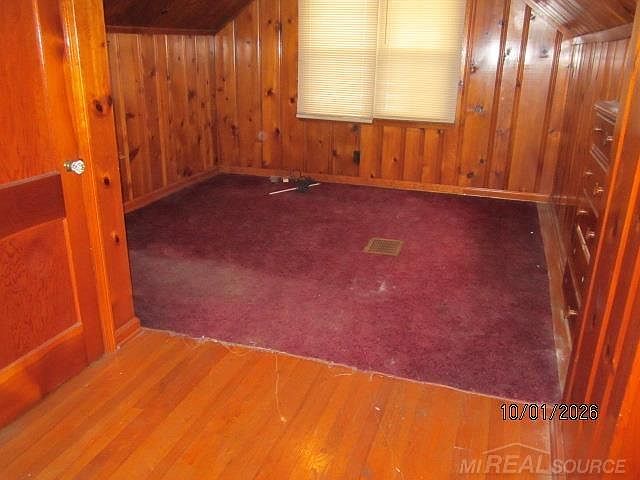 21825 David Ave, photo 7