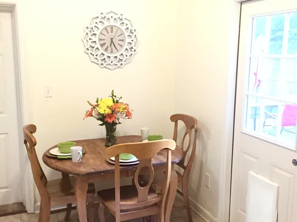 3572 Ladd Ave, Norfolk, VA 23502