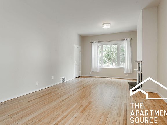 5th image of 2515 W Charleston St APT 1