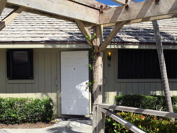 3rd image of 1127 E Seminole Ave APT 22A