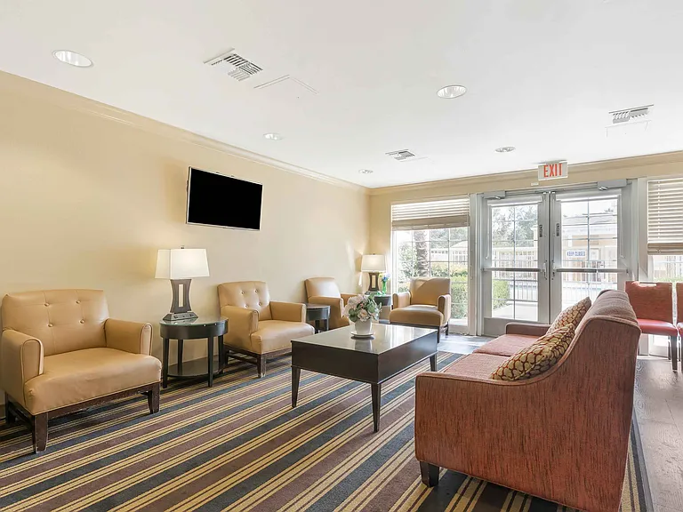 Lobby and Guest Check-in