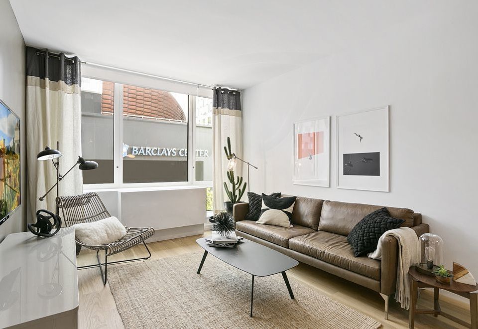 1st image of 470 Dean St #301