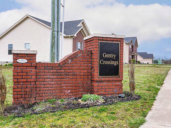 2nd image of 211 Gentry Crossings Blvd