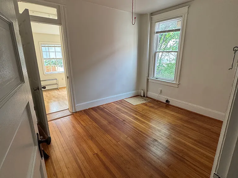 2120 4th St NE — Photo 10
