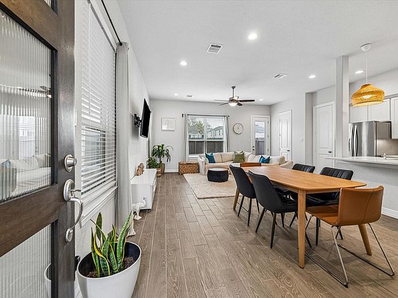 2nd image of 1514 Canter Bayou Way