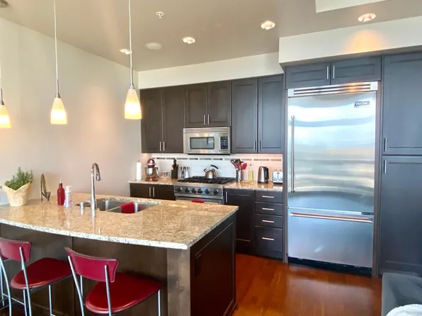 10610 NE 9th Pl #2427, Bellevue, WA 98004