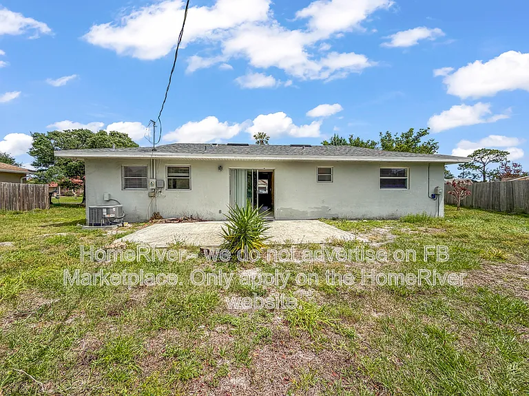 502 NW Salina Ter — Photo 13