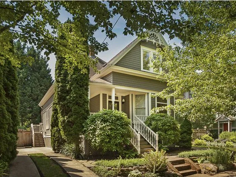 Historic PDX two-unit duplex and private driveway for upper unit (shown here).
