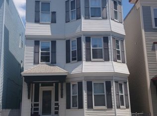 210 L St, South Boston, MA 02127
