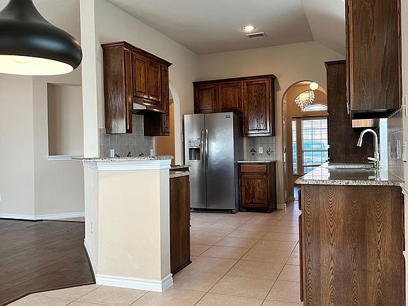 4th image of 2529 Appaloosa Ln