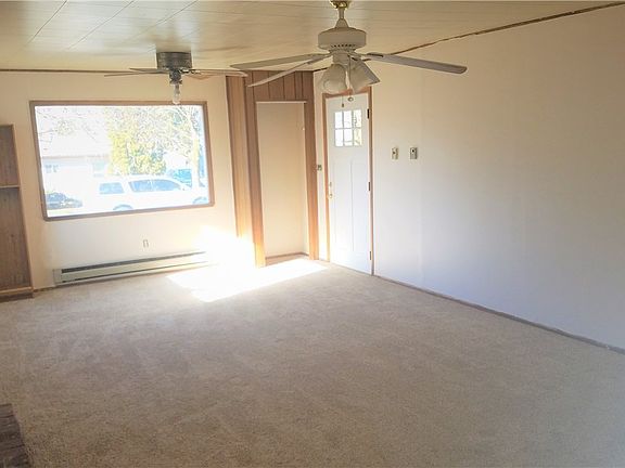 4th image of 1107 Central Dr