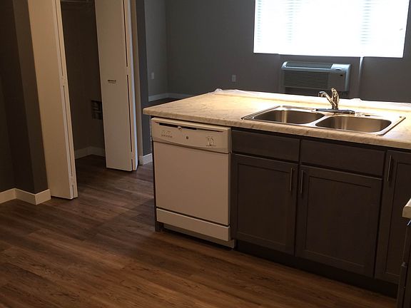 5th image of 1305 Madison St APT 209