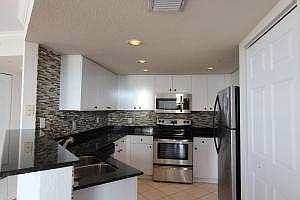 3rd image of 1801 N Flagler Dr APT 814