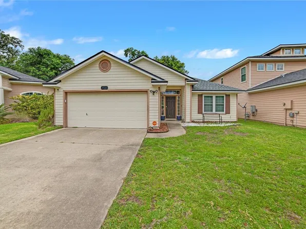 8114 NW 52nd St, Gainesville, FL 32653