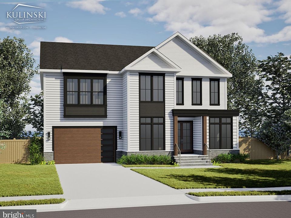 1st image of 1022 Hillcrest Dr SW