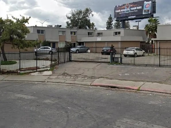 7901 Montgomery Dr, Stockton, CA