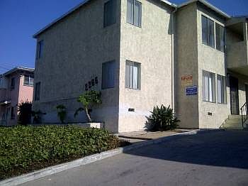 2nd image of 2266 W Adams Blvd APT 3