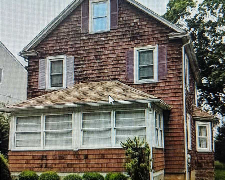 1st image of 18 Capitol Ct