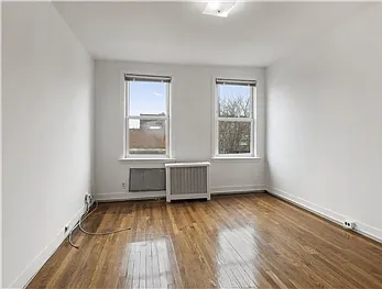 1869 Mayflower Ave #2 — Photo 1
